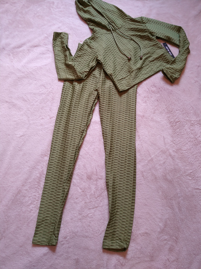 Butt accentuating ruch jogging/ yoga set - Always Better Buys